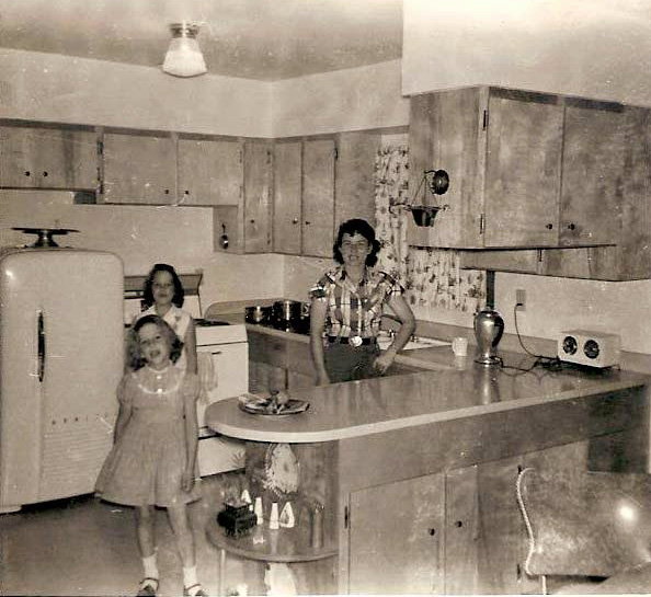 family kitchen 1960
